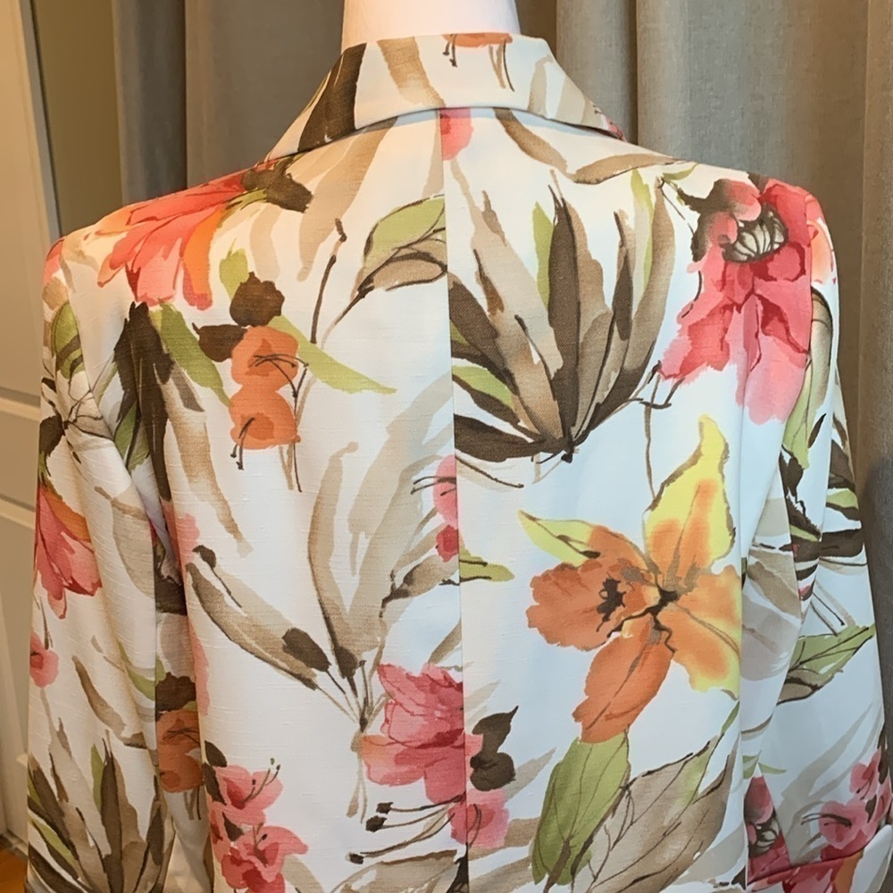 NWOT - Alfred Dunner Buttonless Floral Blazer Size 12 - NWOT - Picture 5 of 16